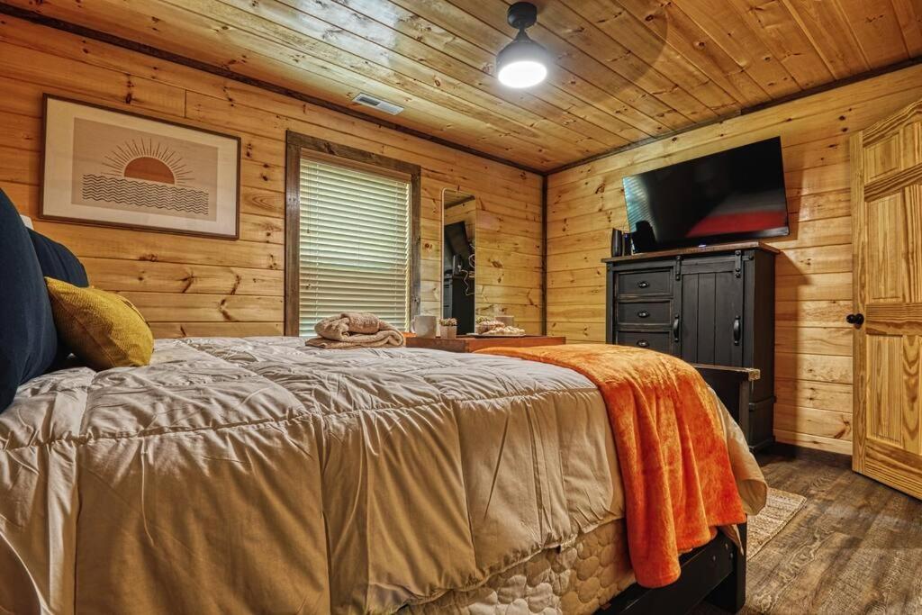 Adventure Retreat/Cabin/Pool+Hot Tub/Game Room+Theater Sevierville Eksteriør bilde
