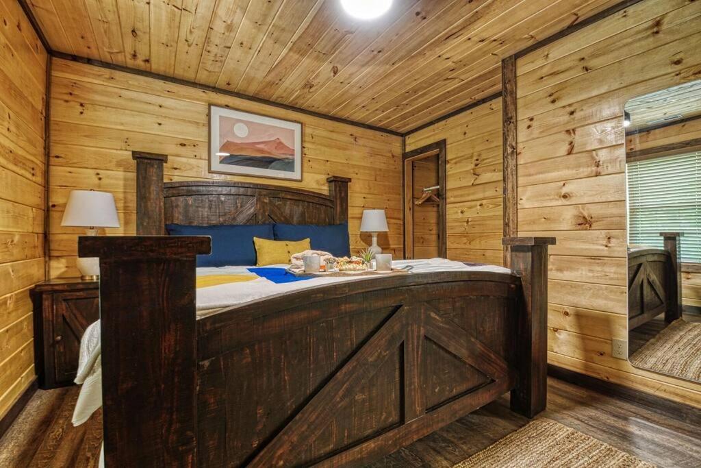 Adventure Retreat/Cabin/Pool+Hot Tub/Game Room+Theater Sevierville Eksteriør bilde